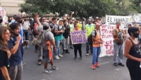 Tarjeteros/as de Paraná reclaman al intendente Bahl por sus trabajos