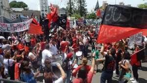 Denuncian que Urribarri destinar&aacute; menos presupuesto para educaci&oacute;n en 2015