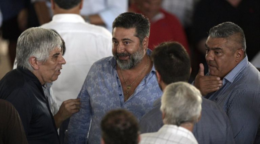 El f&uacute;tbol argentino en crisis y en debate