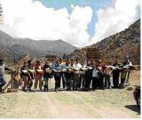 Colosal resistencia popular  a los pies del cerro Famatina