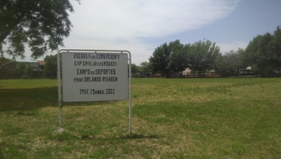 Escuela de Comercio: dar&iacute;an marcha atr&aacute;s con la decisi&oacute;n de construir un jard&iacute;n sobre el campo de deportes