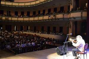 Se present&oacute; en Paran&aacute; el CD con la versi&oacute;n completa del Himno Nacional Argentino