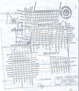 El mapa proporcionado a las vecinas, se&ntilde;alando los terrenos comprometidos con lapicera.
