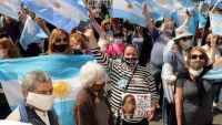 Intendentes del PJ entrerriano repudiaron el escrache a Cristina Fern&aacute;ndez en medio de la marcha anti-gobierno