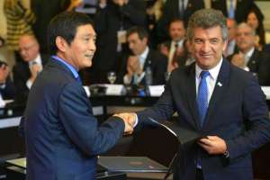 Sobre el acuerdo que Urribarri firm&oacute; con los Chinos