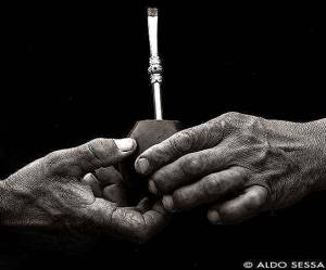 El vino bien argentino, y el mate m&aacute;s