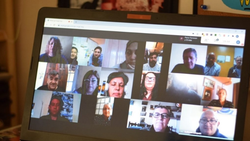 Discusi&oacute;n salarial: AGMER exigi&oacute; mejoras y resolvi&oacute; ocho d&iacute;as de desconexi&oacute;n virtual