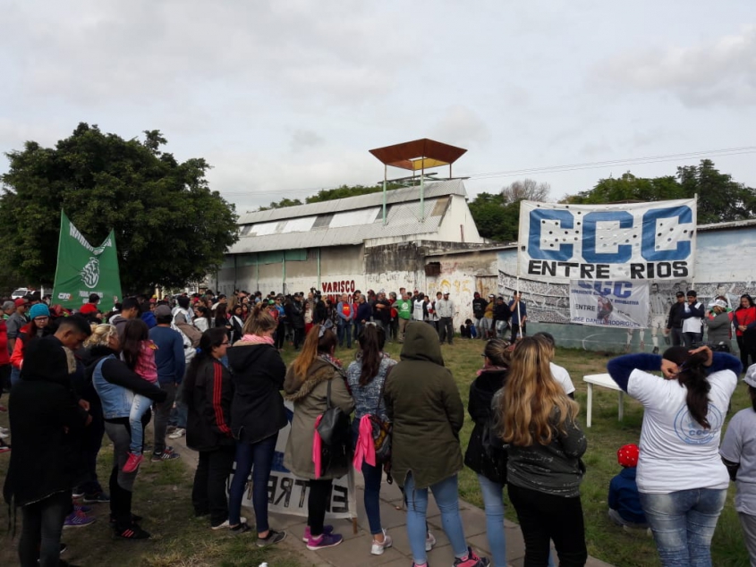 San Agust&iacute;n se enciende en calle Ameghino